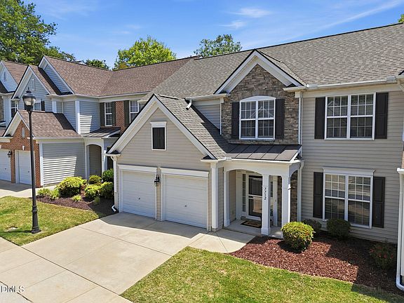 2nd image of 7712 Cloudview Ln