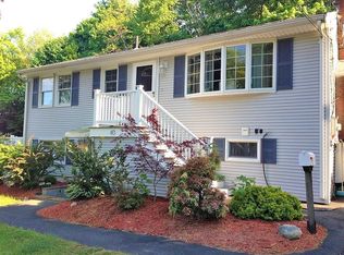 40 Downing Rd, Peabody, MA 01960