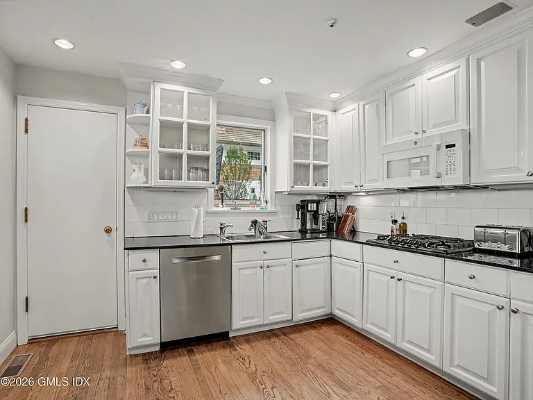 5 Grimes Rd — Photo 13