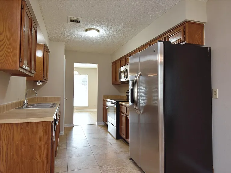 17906 Glenpatti Dr — Photo 9