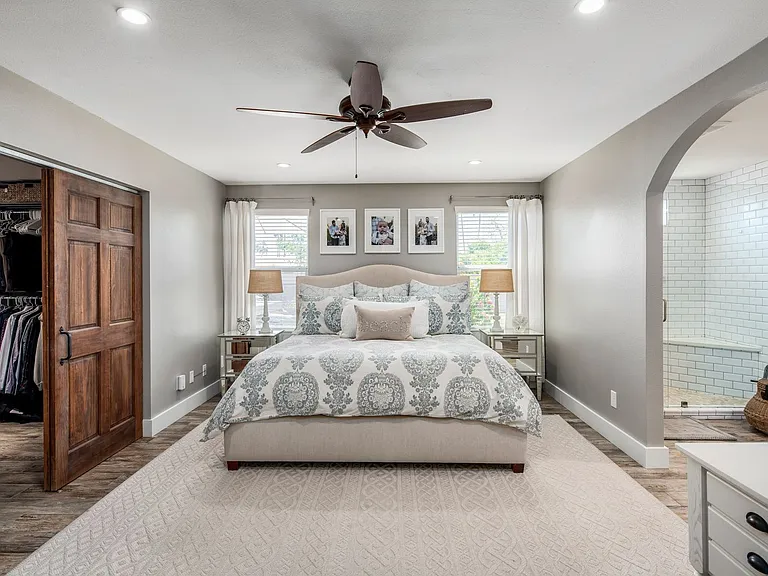 4909 E Sweetwater Ave — Photo 32