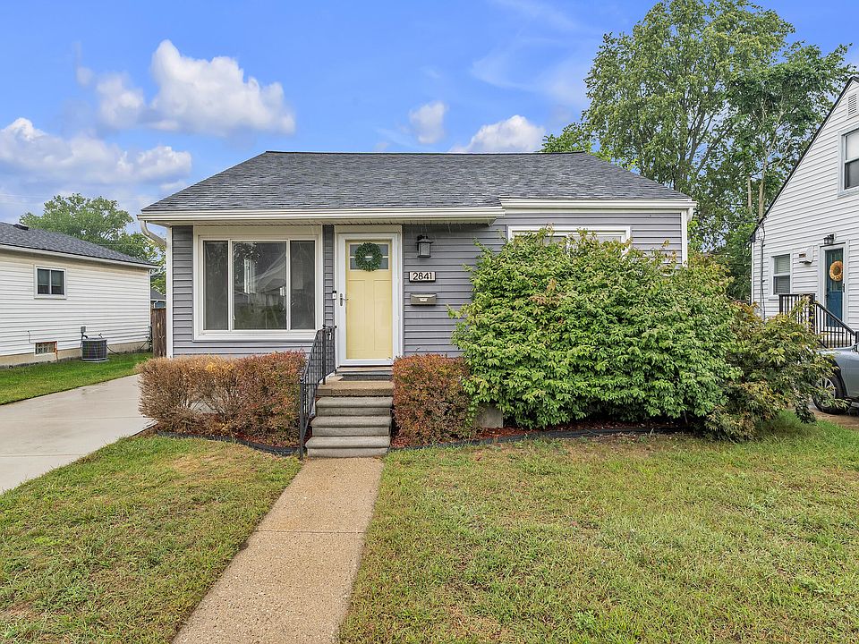 1st image of 2841 Burdette St
