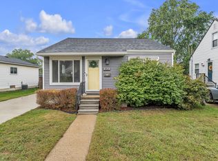 2841 Burdette St, Ferndale, MI 48220