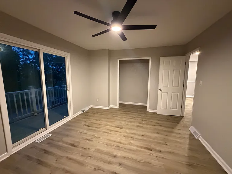 3227 Pickle Rd — Photo 8