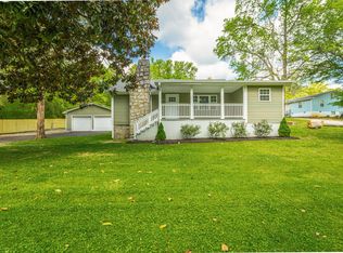 835 Schmitt Rd, Rossville, GA 30741