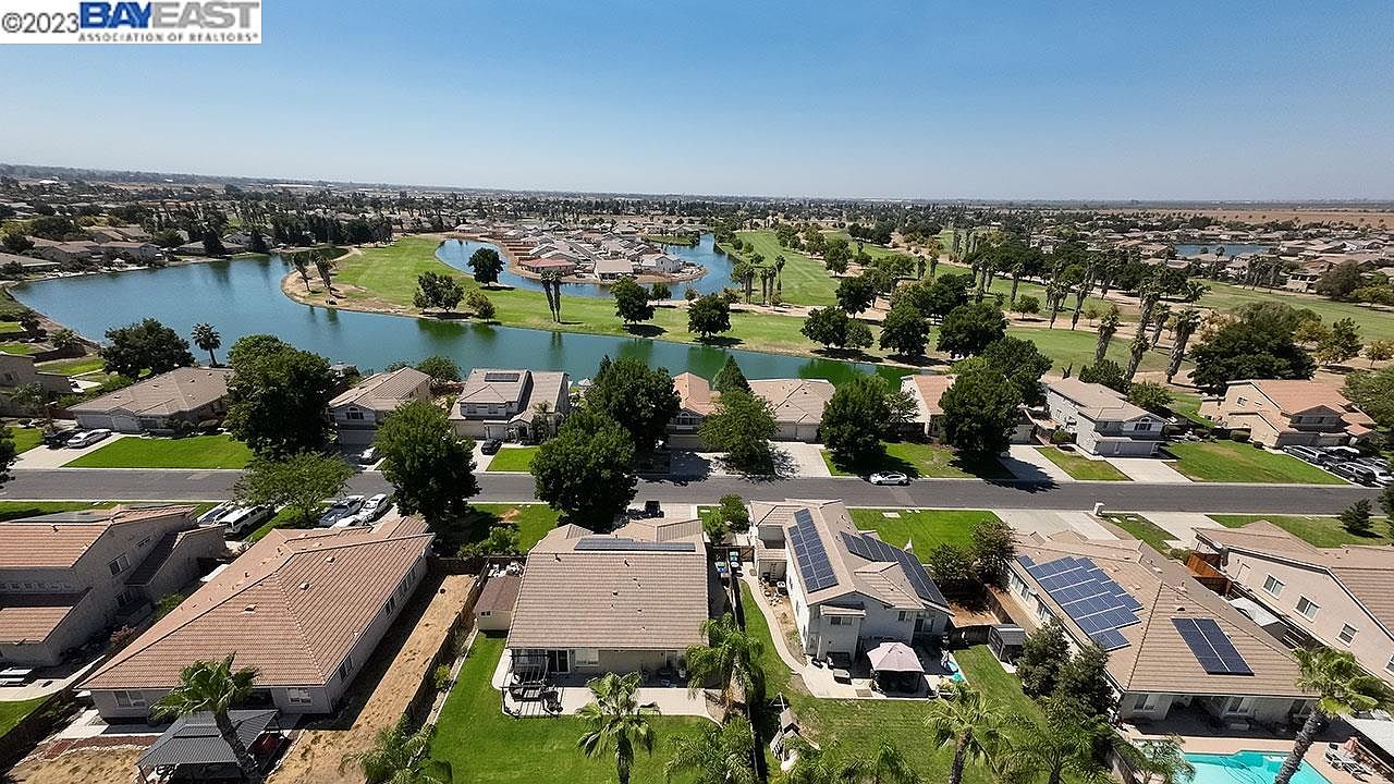 12050 Pheasant Run Blvd