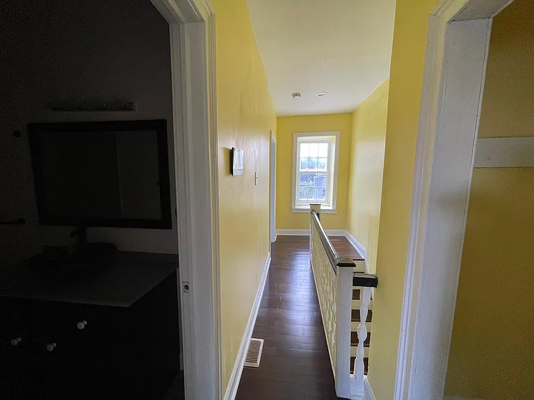 4210 Otter St — Photo 11