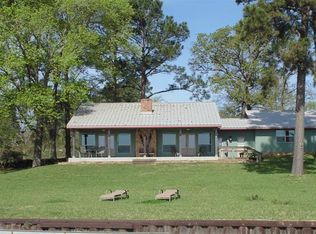 340 Patricks Ferry Rd, Pointblank, TX 77364