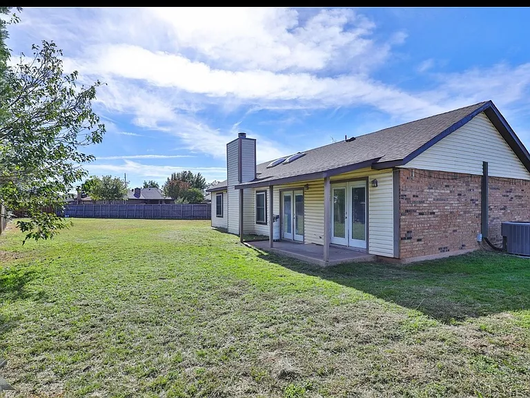 6001 Michael Ct — Photo 21