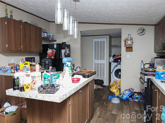 5th image of 460 Bunny Run Rd