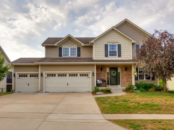 14616 Hickory Dr, Urbandale, IA 50323
