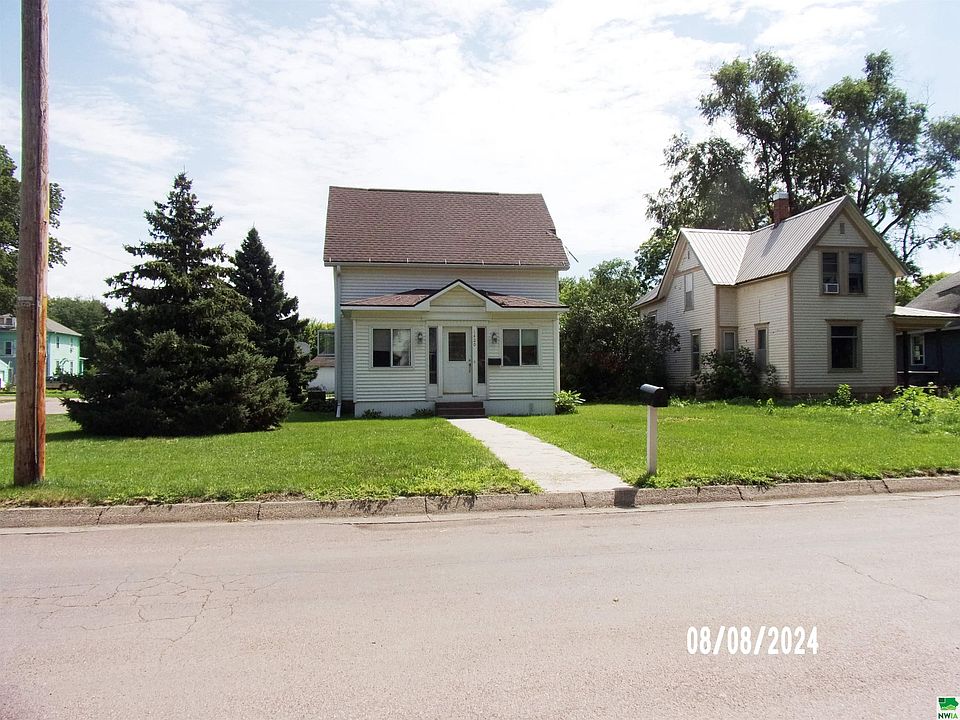 1st image of 1420 Avenue F