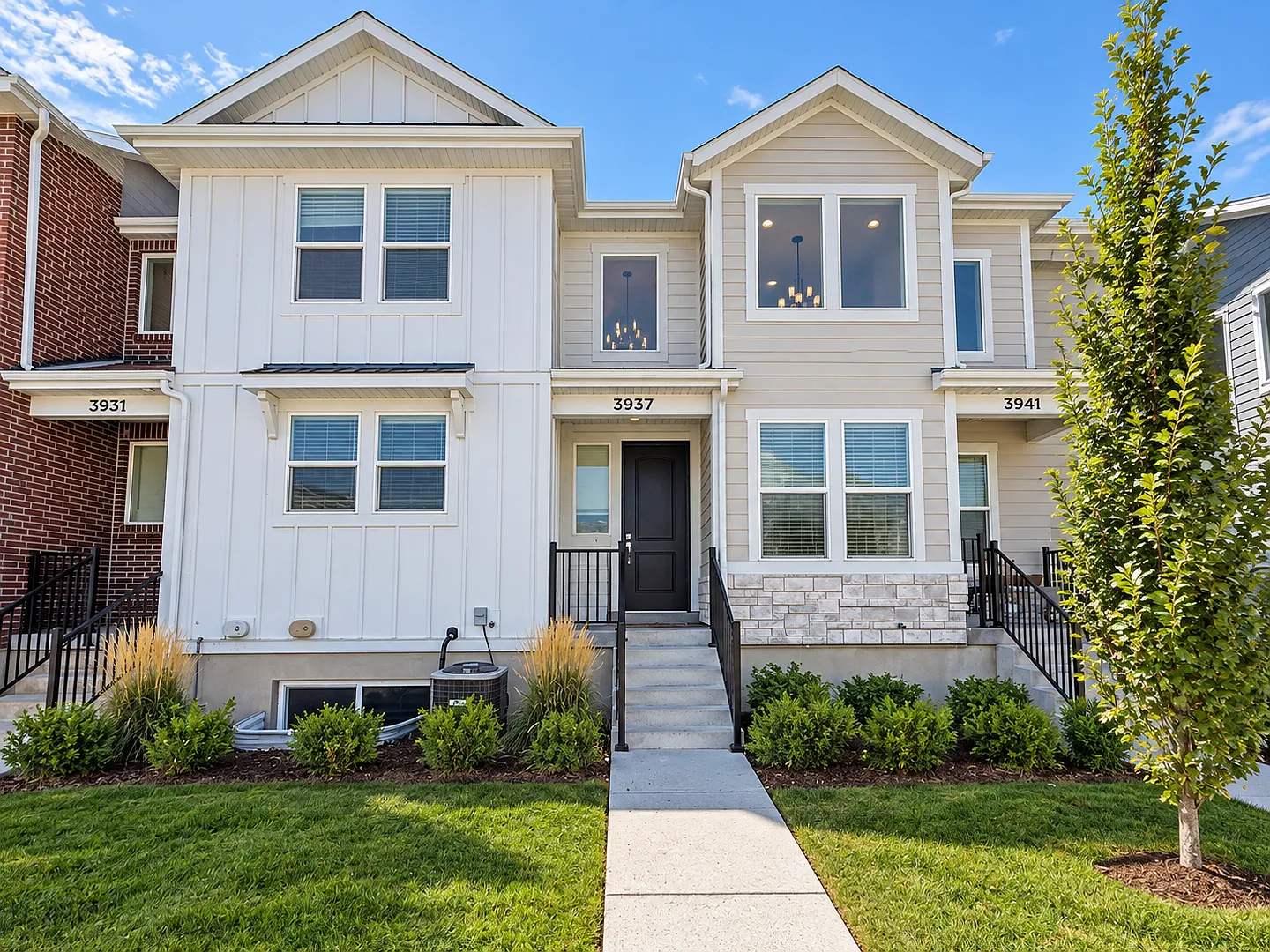 Lehi Townhome - Available Now! Pet Friendly. — Photo 1