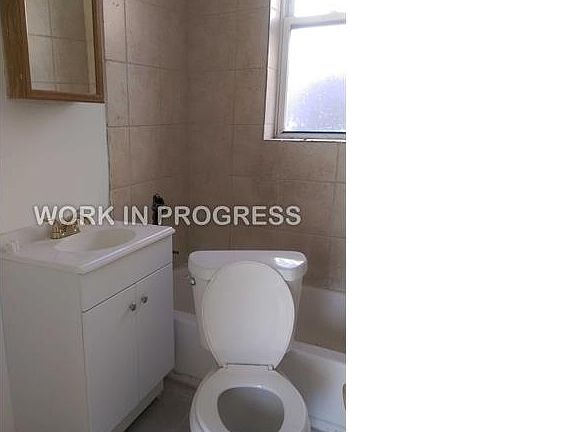 5th image of 1502 S Lawndale Ave APT 3