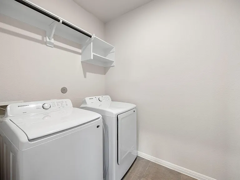 2226 Royal Ann Way — Photo 17