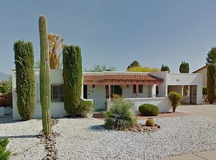 111 W Paseo Del Chino, Green Valley, AZ 85614