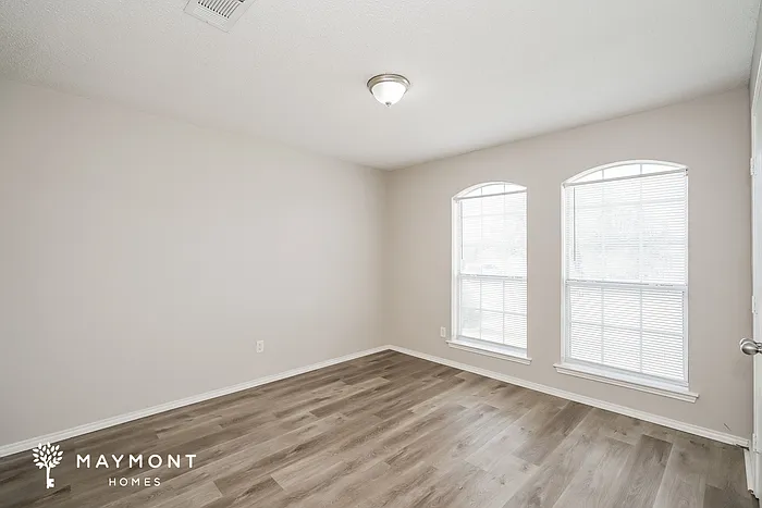 9208 Marilyn Dr — Photo 12