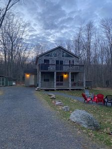 17 Blueberry Rd, Lake Harmony, PA, 18624
