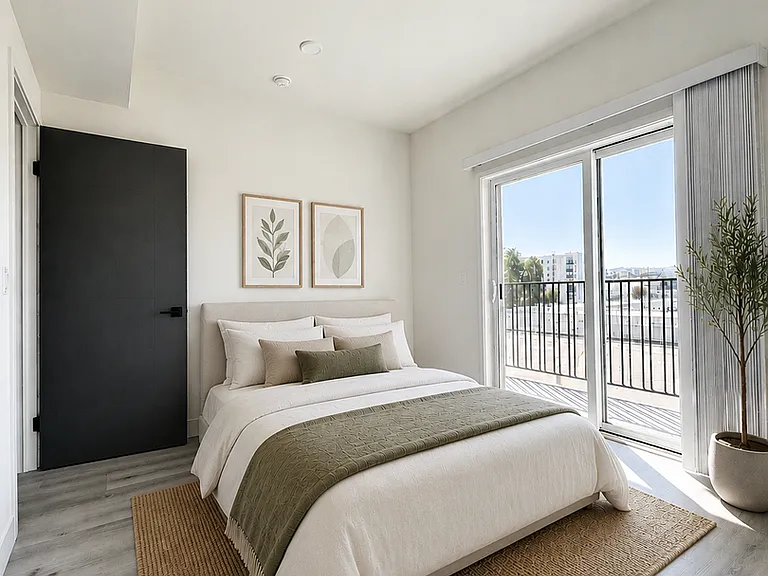 6904 Eton Ave — Photo 17