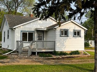 613 N 1st St, Darwin, MN 55324