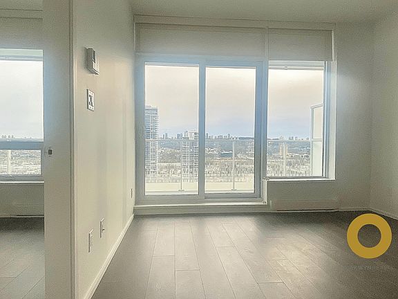 4th image of 4650 Brentwood Dr #11