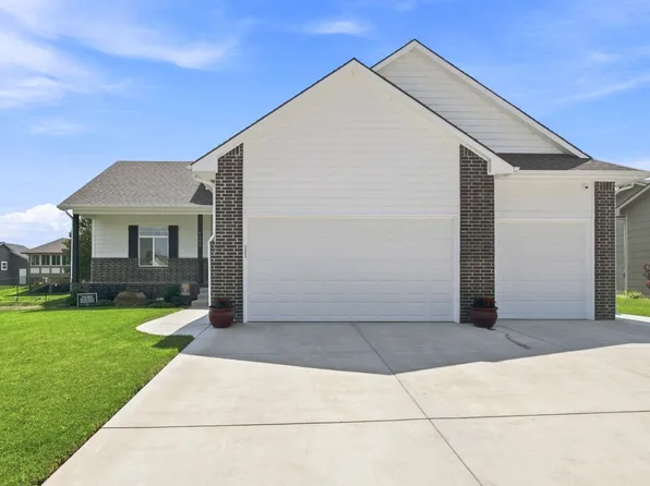 8203 W Lang St, Wichita, KS 67205
