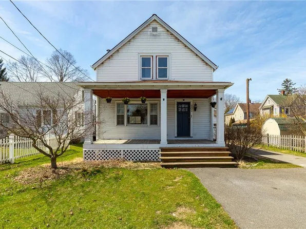 202 Bayard Street, Port Ewen, NY 12466