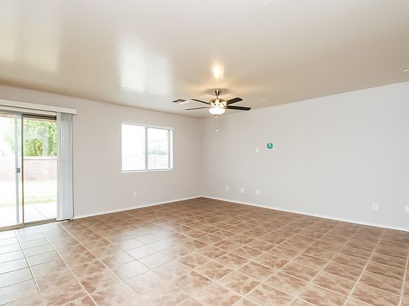 4th image of 3146 W Carlos Ln