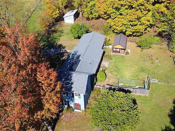 3rd image of 2130 Pinkerton Ln