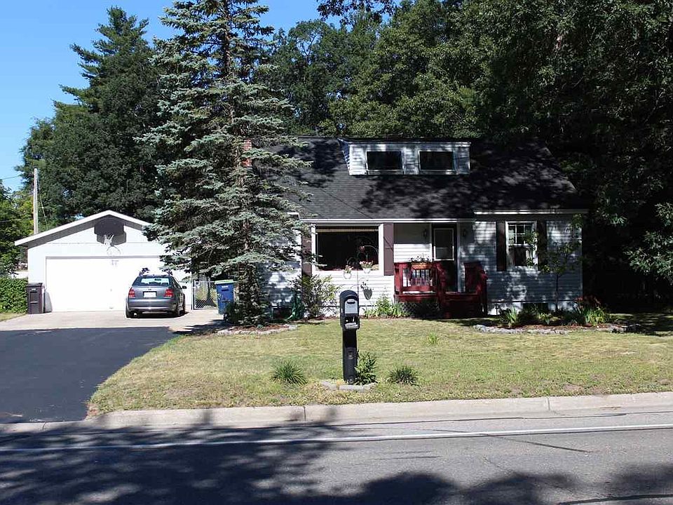 1st image of 616 Hastings St