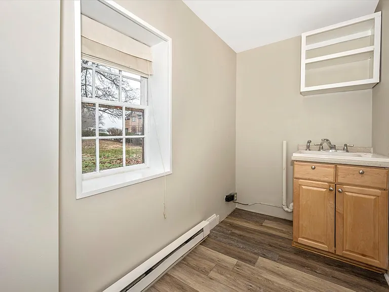315 W Patrick St — Photo 8