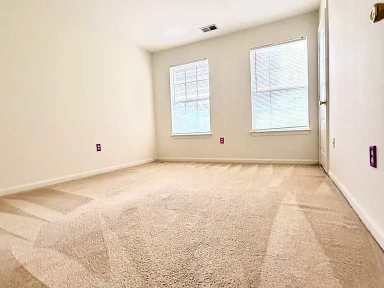 8301 Kingsbench Ct — Photo 15