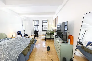108 East 38th Street, #303