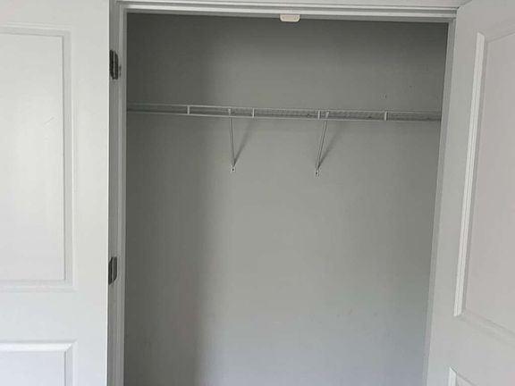 4th image of 6027 Kayton St