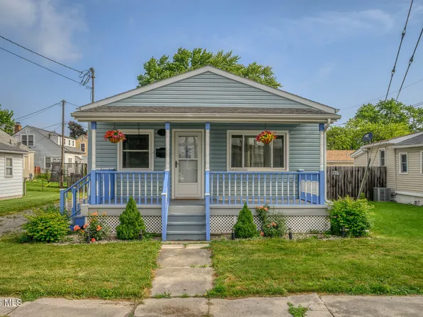 622 McDougal St, Fostoria, OH 44830