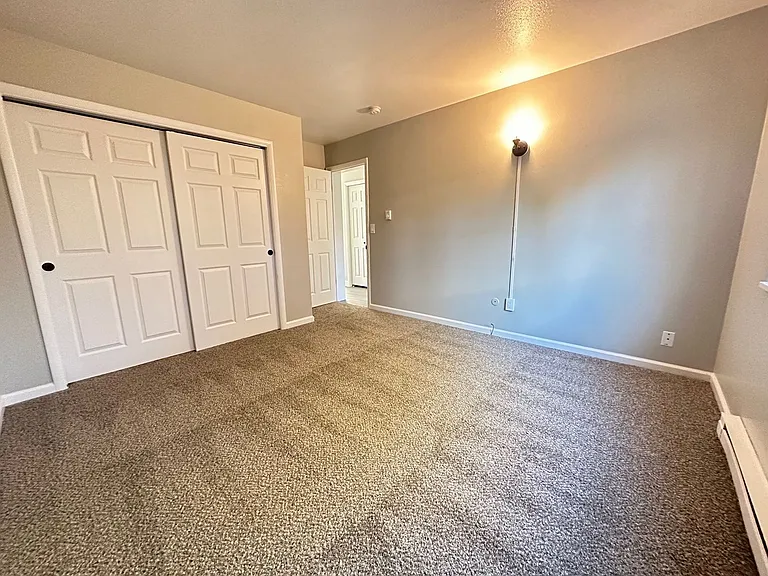 Stone Gate Apartments — Photo 58