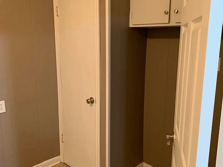 107 Caesar Dr — Photo 12