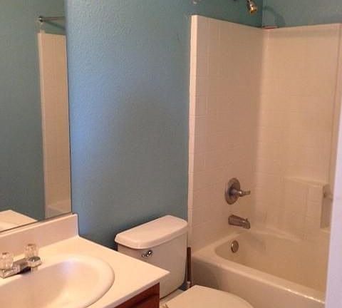 5th image of 1229 Bullfinch Dr