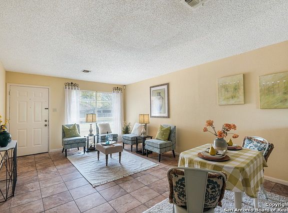 5th image of 11819 Country Springs St