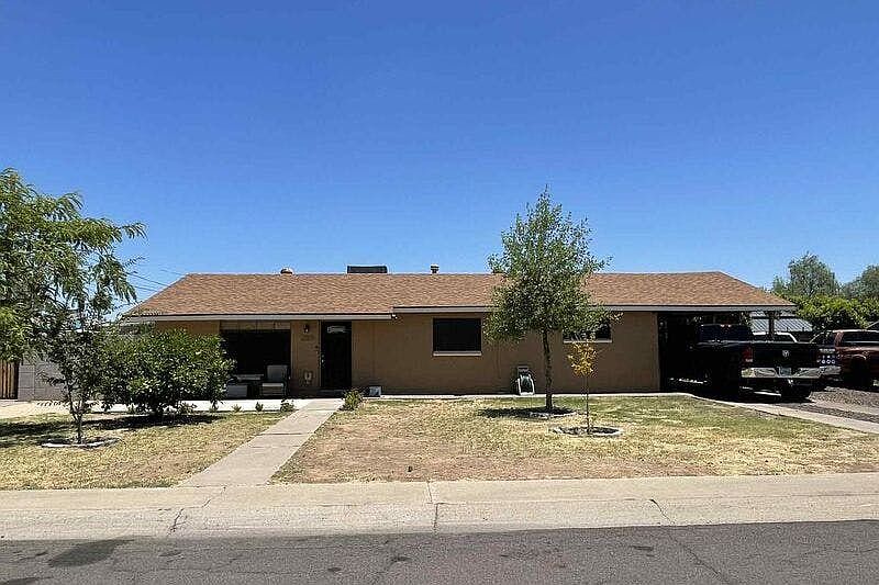 1st image of 2138 W Marshall Ave
