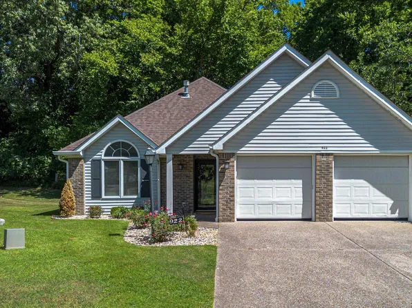 922 Stonebrook Dr, Paducah, KY 42003