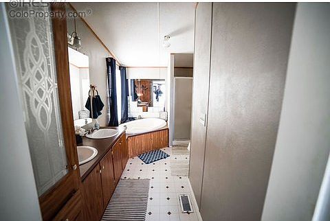 3rd image of 3337 Yucca Cir