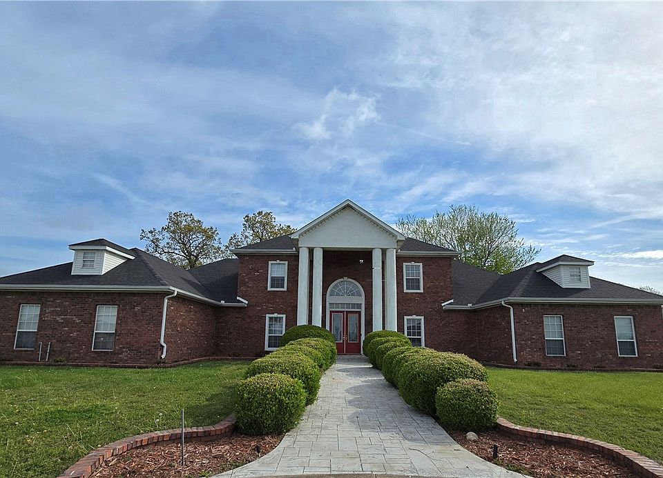1st image of 862 Via Firenze Ave