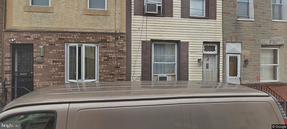1st image of 2443 S Franklin St