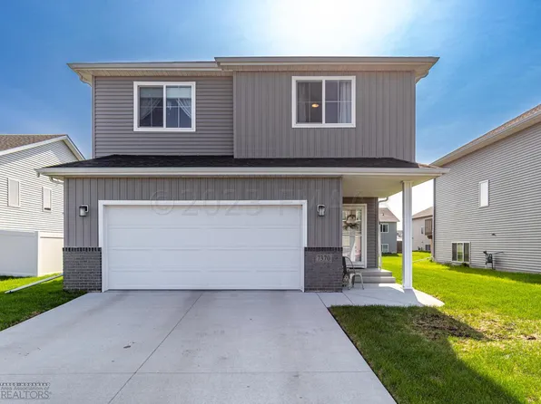 7370 21st St S, Fargo, ND 58104
