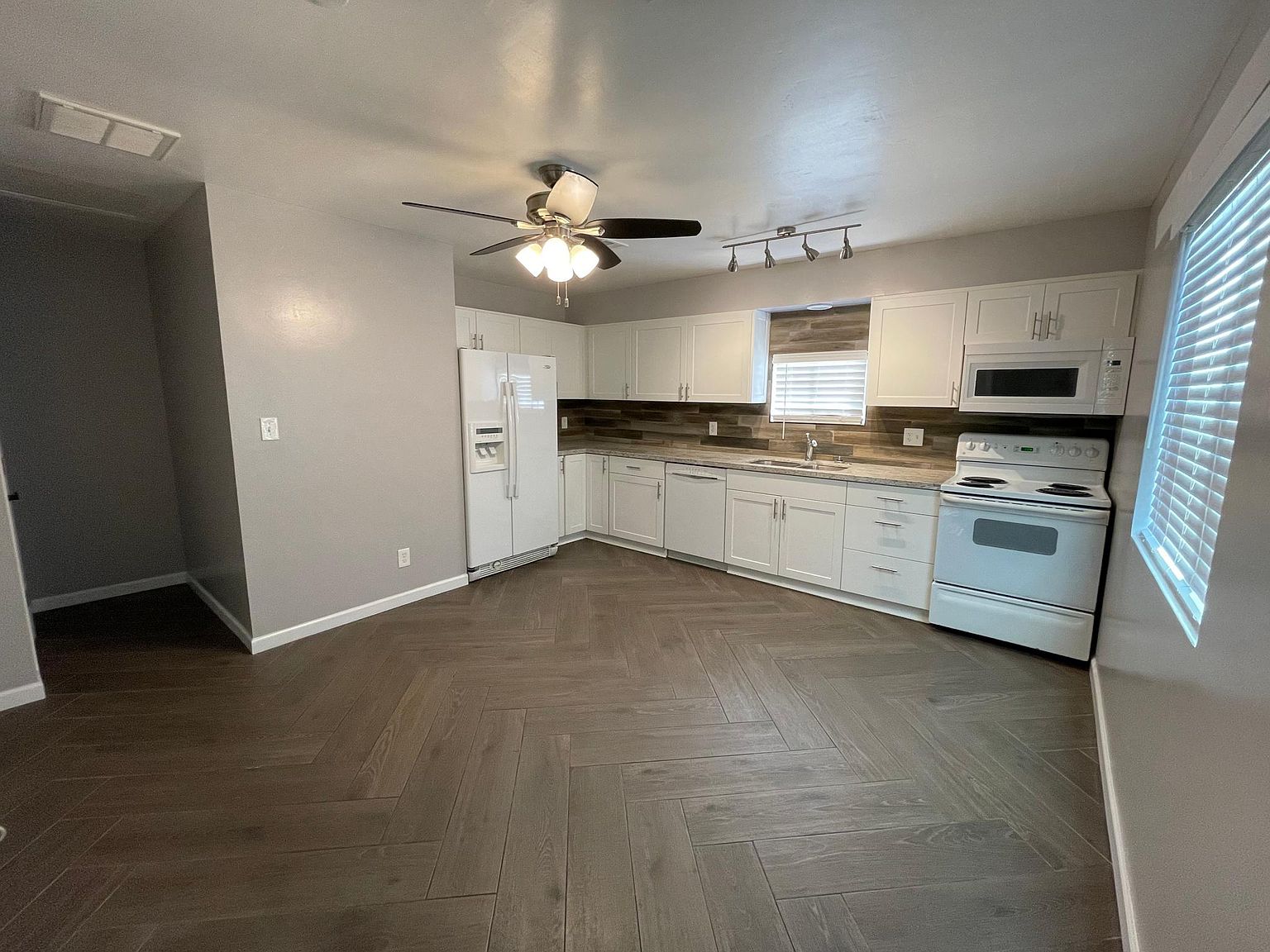 1436 E Cinnabar Ave #C, Phoenix, AZ 85020 | Zillow