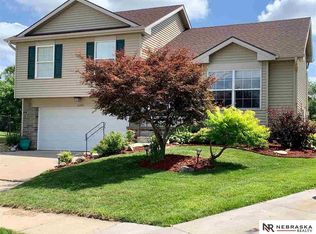 6209 N 129th Cir, Omaha, NE 68164