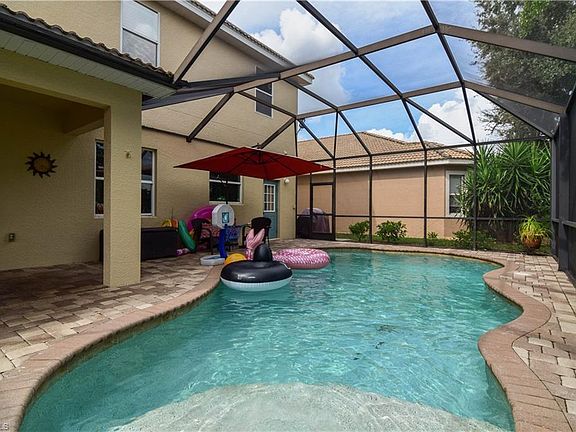 2nd image of 9711 Las Casas Dr