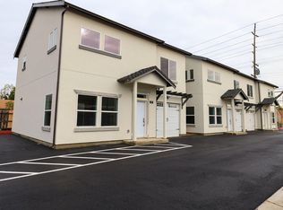 439 Coffee Rd #1/2A, Modesto, CA 95355