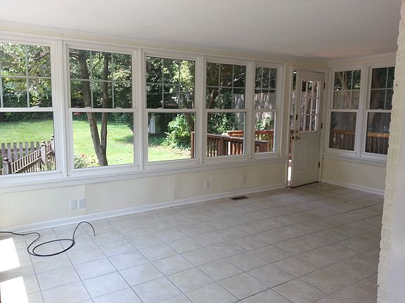 Large sun room
